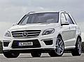 Mit dem neuen ML 63 AMG präsentiert Mercedes-AMG die dritte Generation des leistungsstarken Sport Utility Vehicles. 